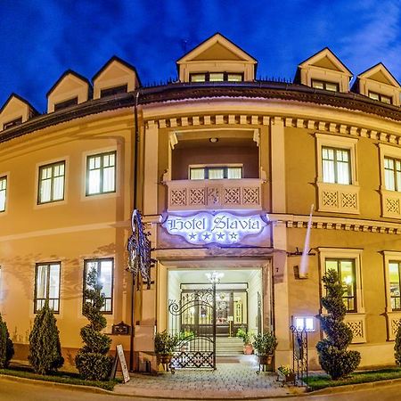Hotel Slavia Salonta Exterior foto
